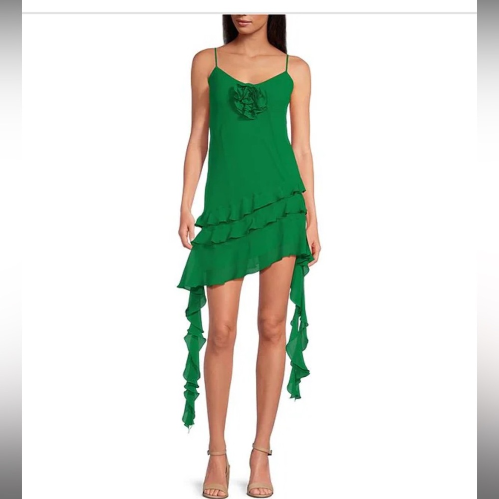 Gianni Bini belle rossette sweetheart neck chiffon dress